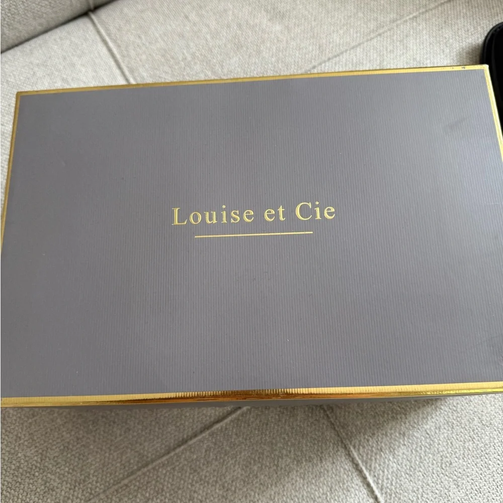 Louise et Cie Black Patent Leather Oxfords - Picture 5 of 7
